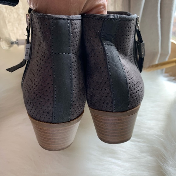 SAM EDELMAN CIRCUS BROWN ZIPPERED BOOTIES SIZE 8.5 - Picture 9 of 16